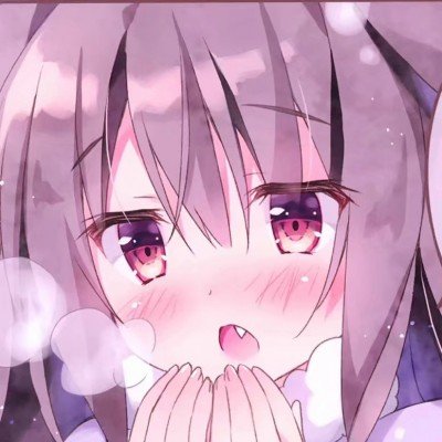女孩太想念老人睡墓碑旁不愿走